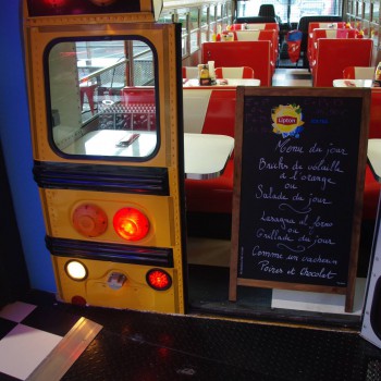 IMPORTATION DE SCHOOL BUS AMERICAIN pour projet d'agrandissement de restaurant, de Food Truck