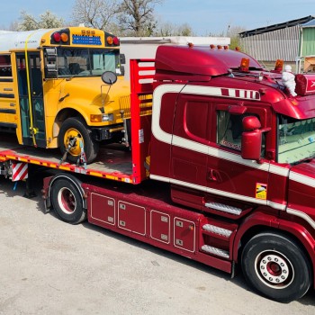 IMPORTATION DE SCHOOL BUS AMERICAIN pour projet d'agrandissement de restaurant, de Food Truck
