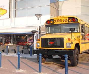 IMPORTATION DE SCHOOL BUS AMERICAIN pour projet d'agrandissement de restaurant, de Food Truck